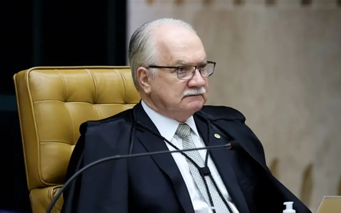 profissional da advocacia vinculado ao Estado