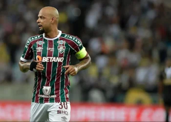 jogador, do Fluminense, Pitbull, grande, covarde;