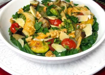 Salada, de legumes, assados;