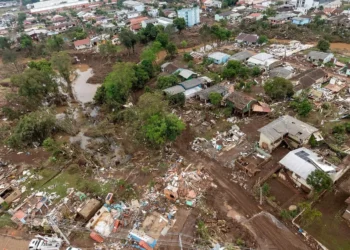 alagamentos, inundações;