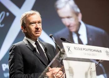 Bernard Arnault, diretor executivo da LVMH — Foto: Jérémy Barande/ Wikimedia Commons - Todos os direitos: @ Valor Invest Globo