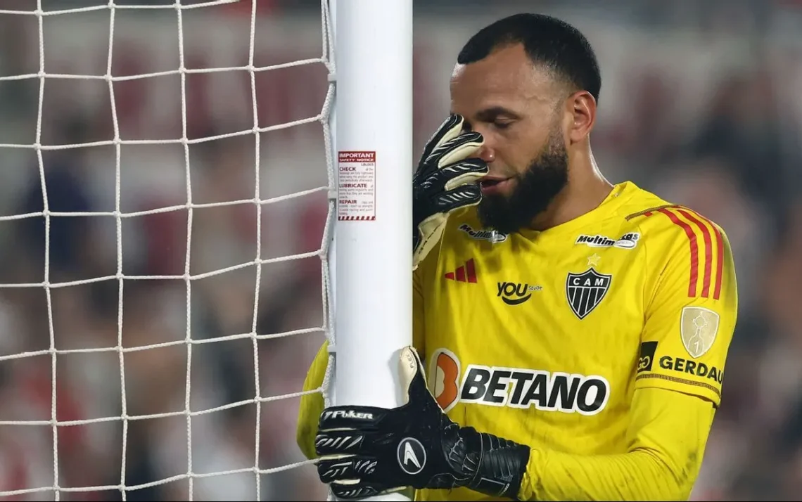 goleiro, arqueiro;