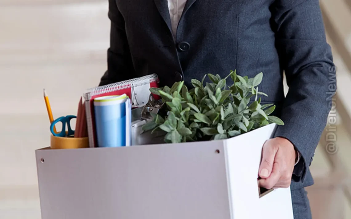 demissão por doença, demissão, demissão de empregado;